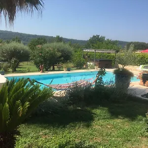 Le Cabanon Des Hirondelles Hébergement de vacances